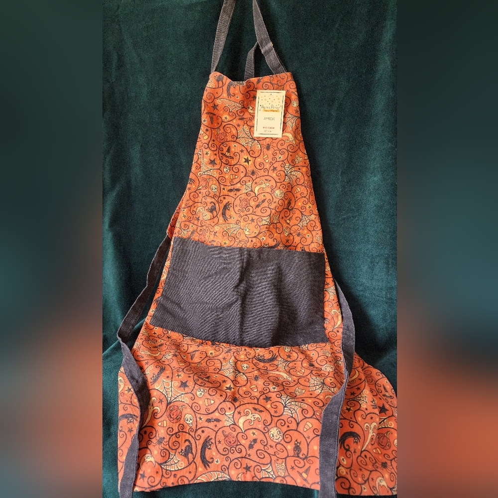 Johanna Parker Vintage style Halloween Apron